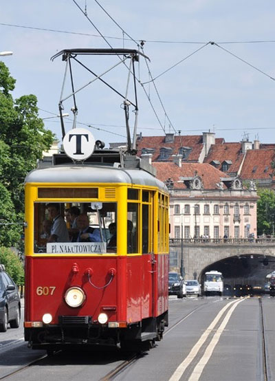 Zabytkowym tramwajem po Warszawie